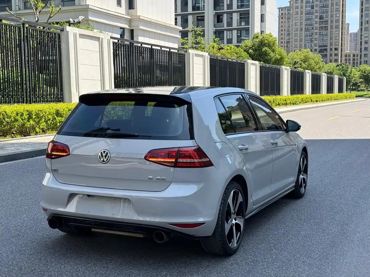 2016 Golf GTI 2.0TSI GTI — миниатюра 5