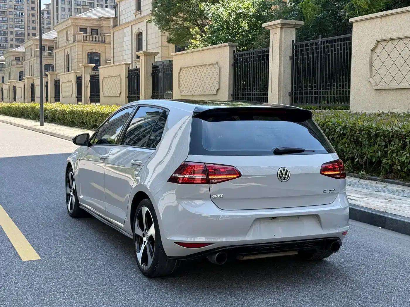 2016 Golf GTI 2.0TSI GTI — миниатюра 6