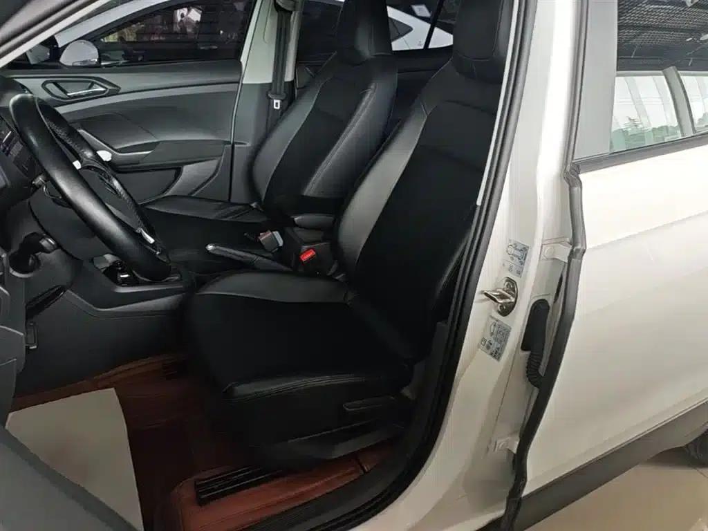 2021 Volkswagen T-Cross 1.5L Automatic Fashion Edition — миниатюра 15