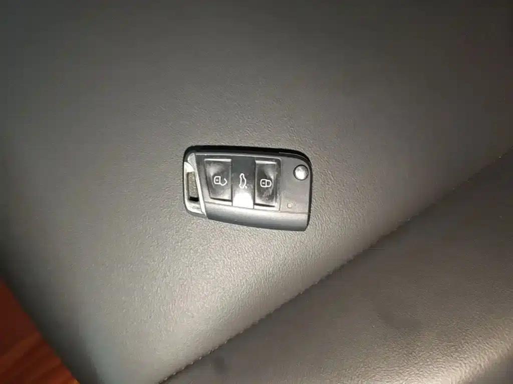 2021 Volkswagen T-Cross 1.5L Automatic Fashion Edition — миниатюра 9