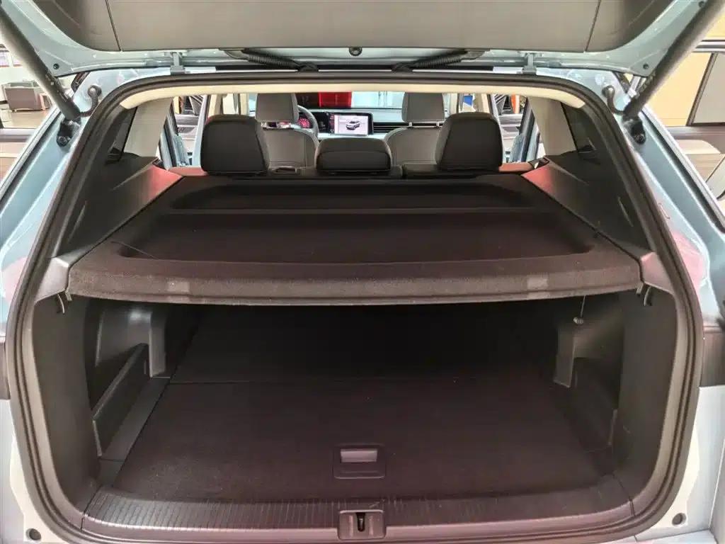2023 Range Rover 380TSI AWD R-Line Cruiser — миниатюра 18