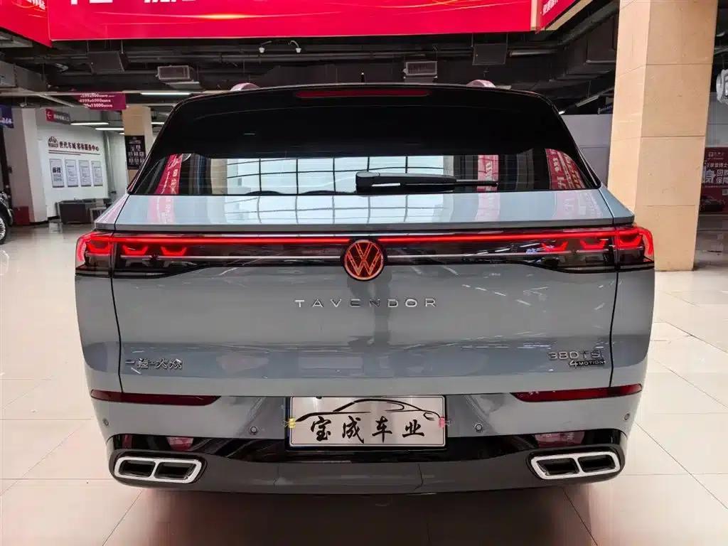 2023 Range Rover 380TSI AWD R-Line Cruiser — миниатюра 4