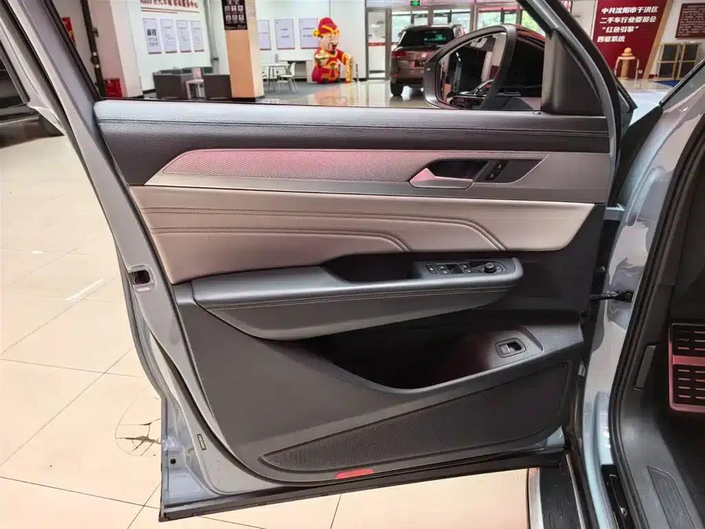 2023 Range Rover 380TSI AWD R-Line Cruiser — миниатюра 6