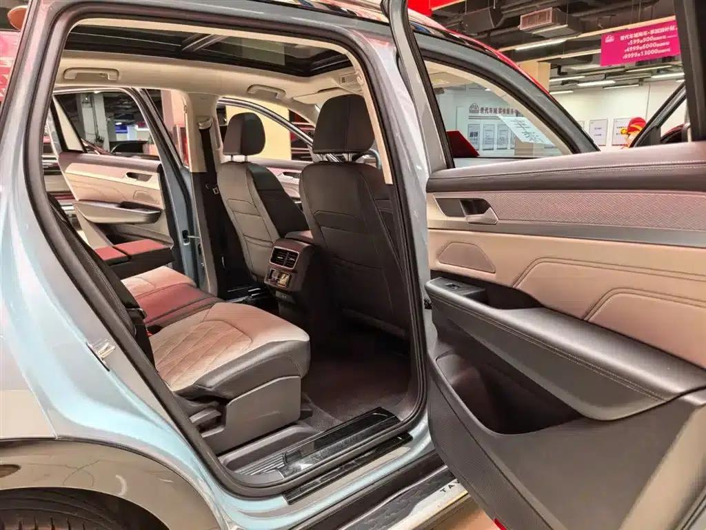 2023 Range Rover 380TSI AWD R-Line Cruiser — миниатюра 8