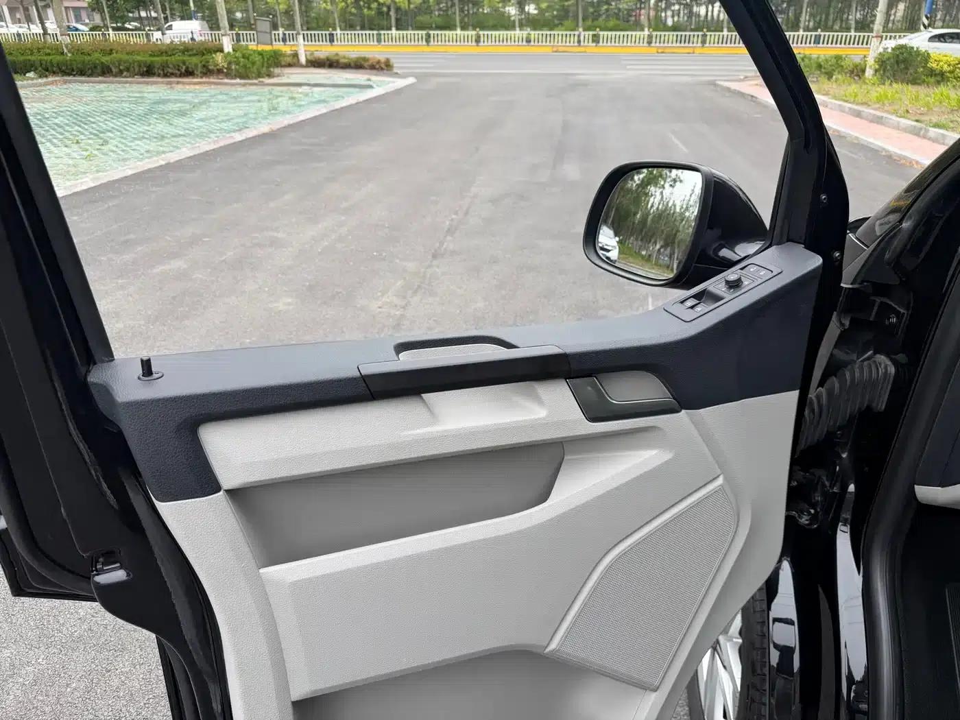 Caravelle 2019 2.0TSI 4WD Comfort Edition 7-Seater — миниатюра 16