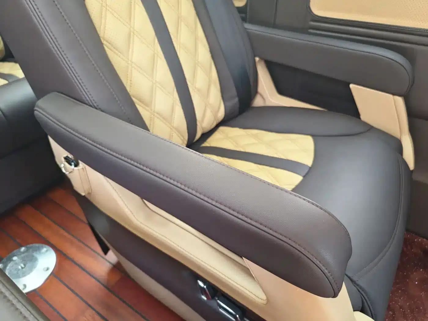 Caravelle 2019 2.0TSI 4WD Luxury 7-Seater — миниатюра 14