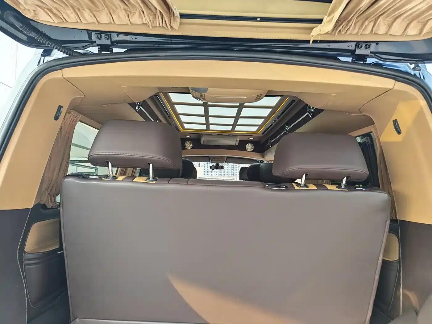 Caravelle 2019 2.0TSI 4WD Luxury 7-Seater — миниатюра 31