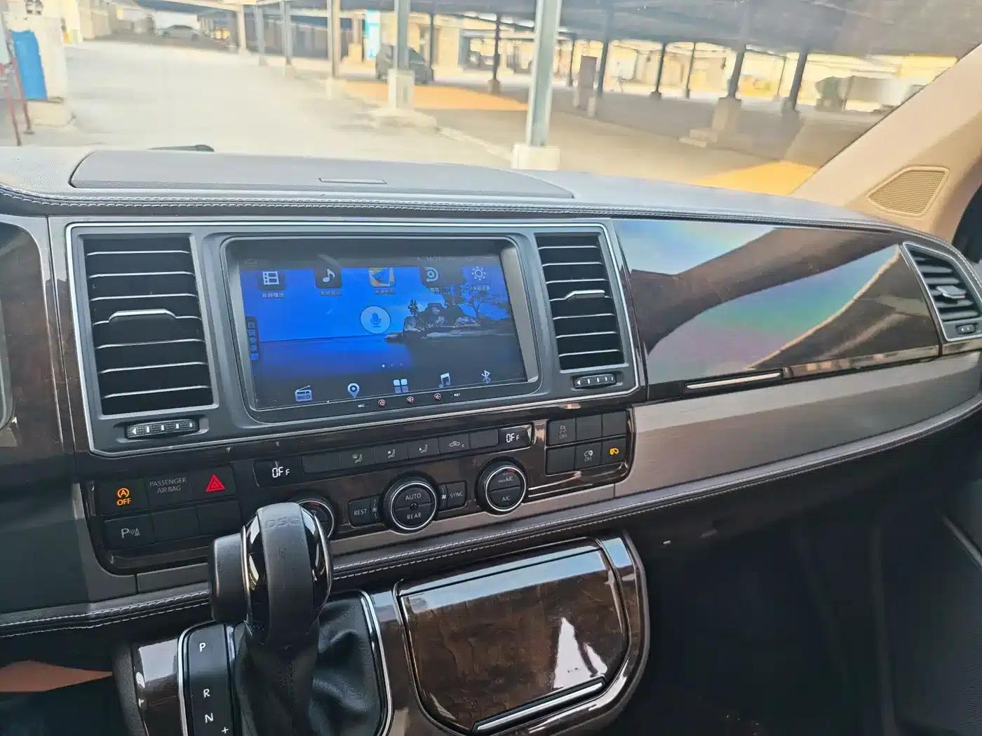 Caravelle 2019 2.0TSI 4WD Luxury 7-Seater — миниатюра 5