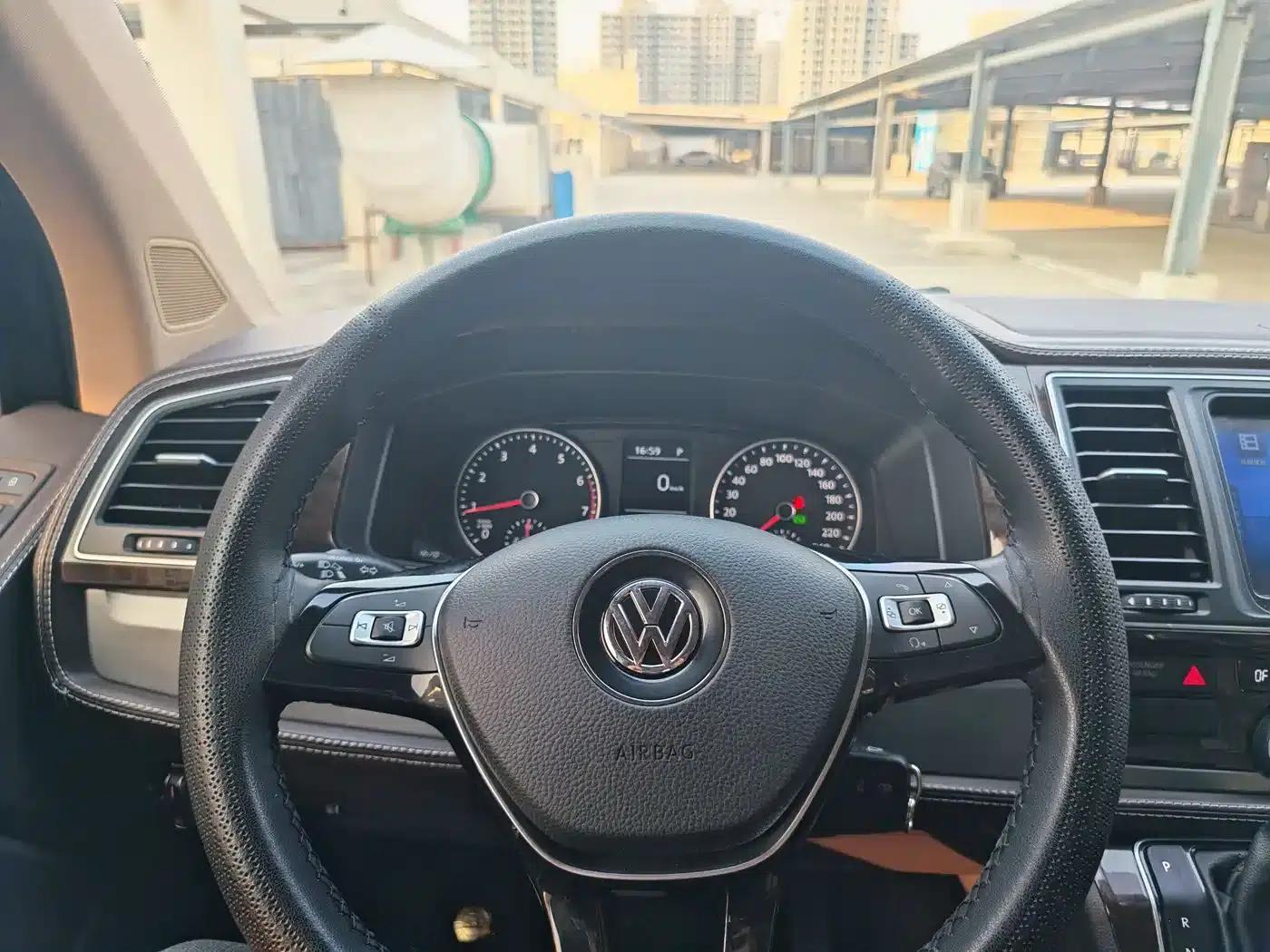 Caravelle 2019 2.0TSI 4WD Luxury 7-Seater — миниатюра 6