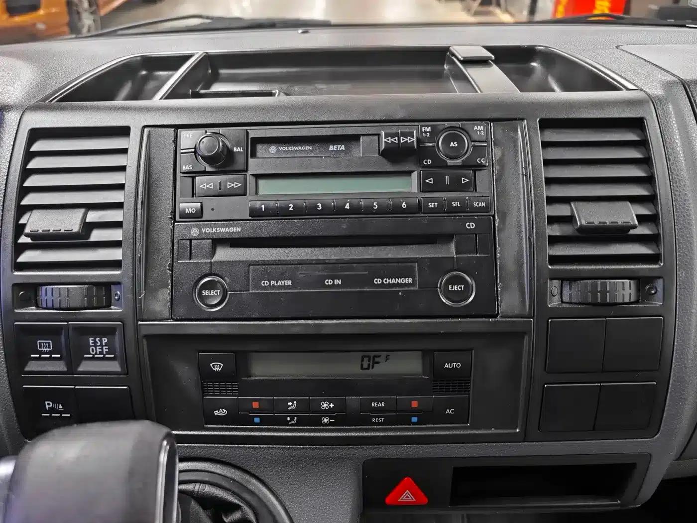 Caravelle 2008 3.2L Automatic — миниатюра 10