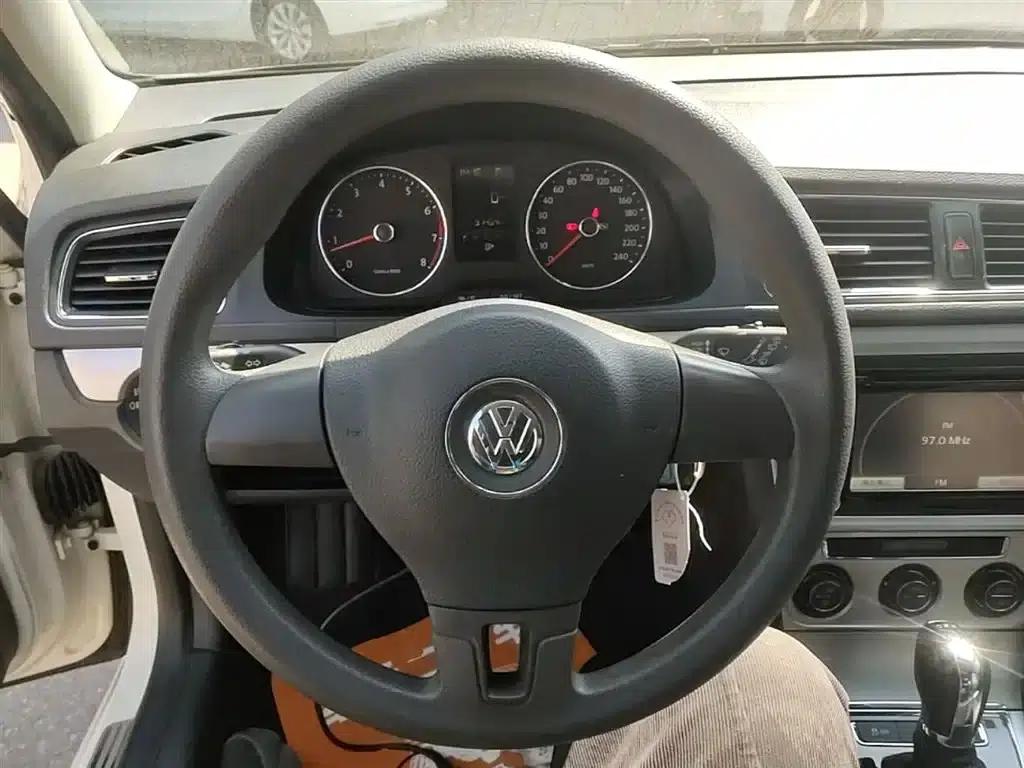 Lavida Gran Turismo 2014 1.4TSI Automatic 30th Anniversary Edition — миниатюра 7