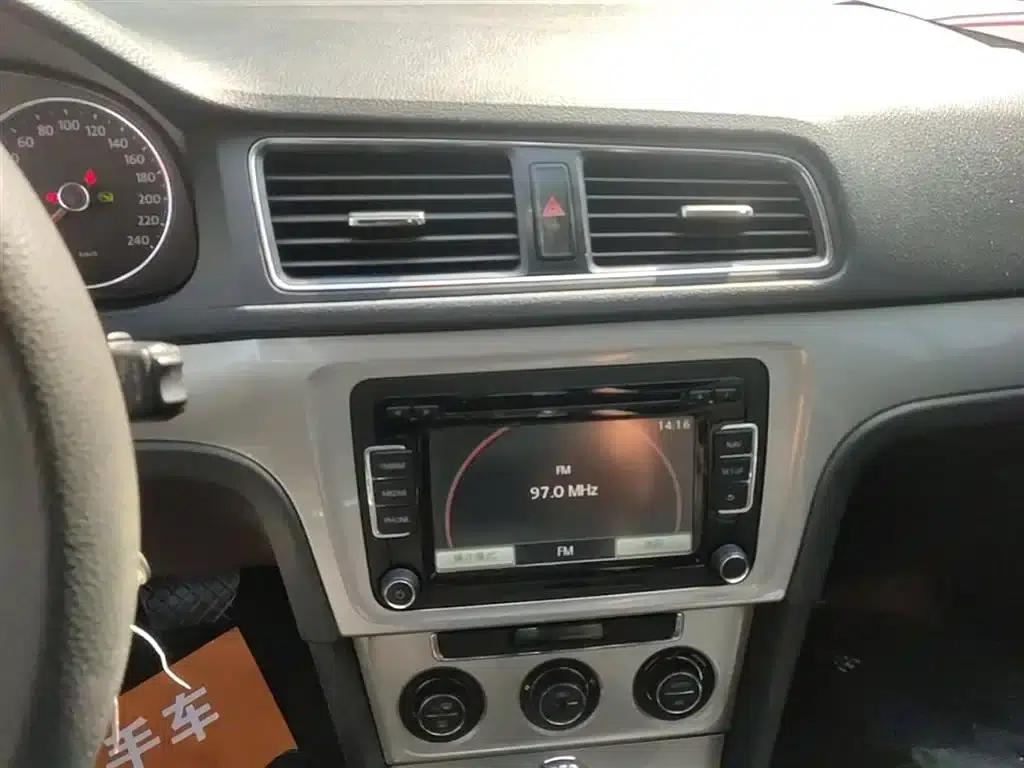 Lavida Gran Turismo 2014 1.4TSI Automatic 30th Anniversary Edition — миниатюра 9