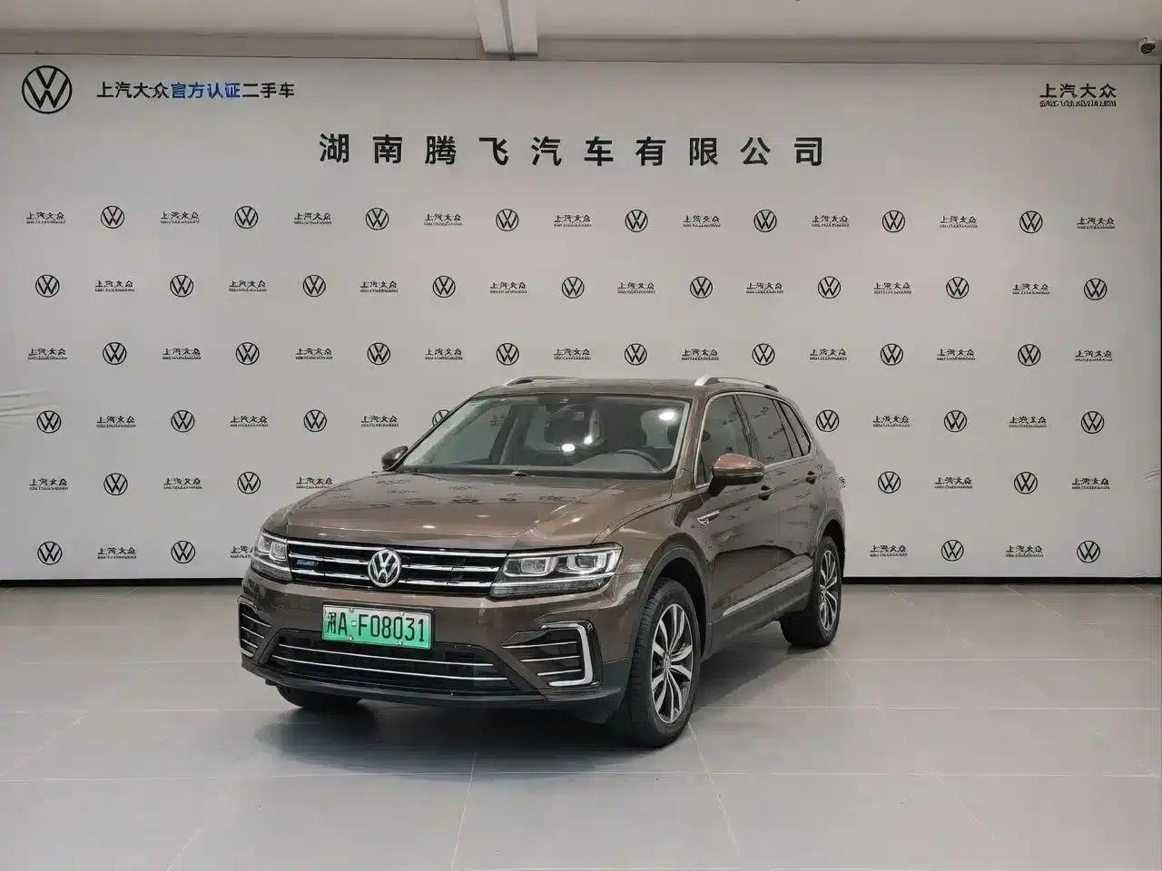 2019 Volkswagen Tiguan L Plug-in Hybrid 430PHEV Hybrid Luxury Edition — миниатюра 1