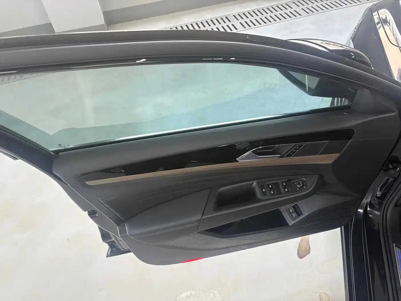2020 Volkswagen Passat Plug-in Hybrid 430PHEV Hybrid Luxury Edition (China VI Emission Standard) — миниатюра 13