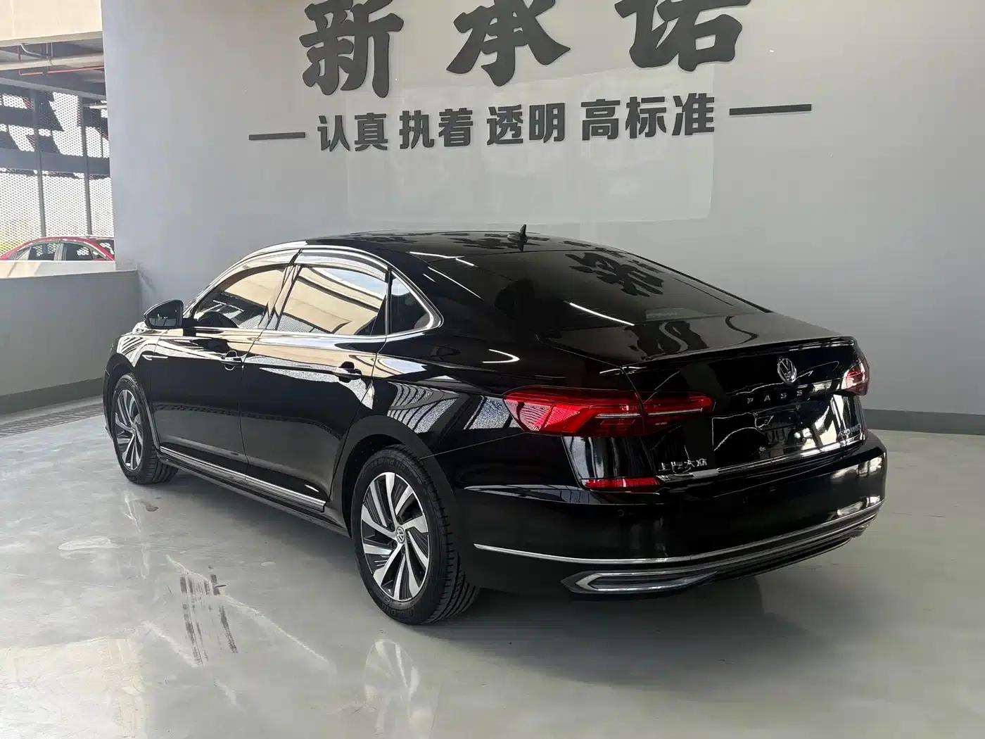 2020 Volkswagen Passat Plug-in Hybrid 430PHEV Hybrid Luxury Edition (China VI Emission Standard) — миниатюра 14