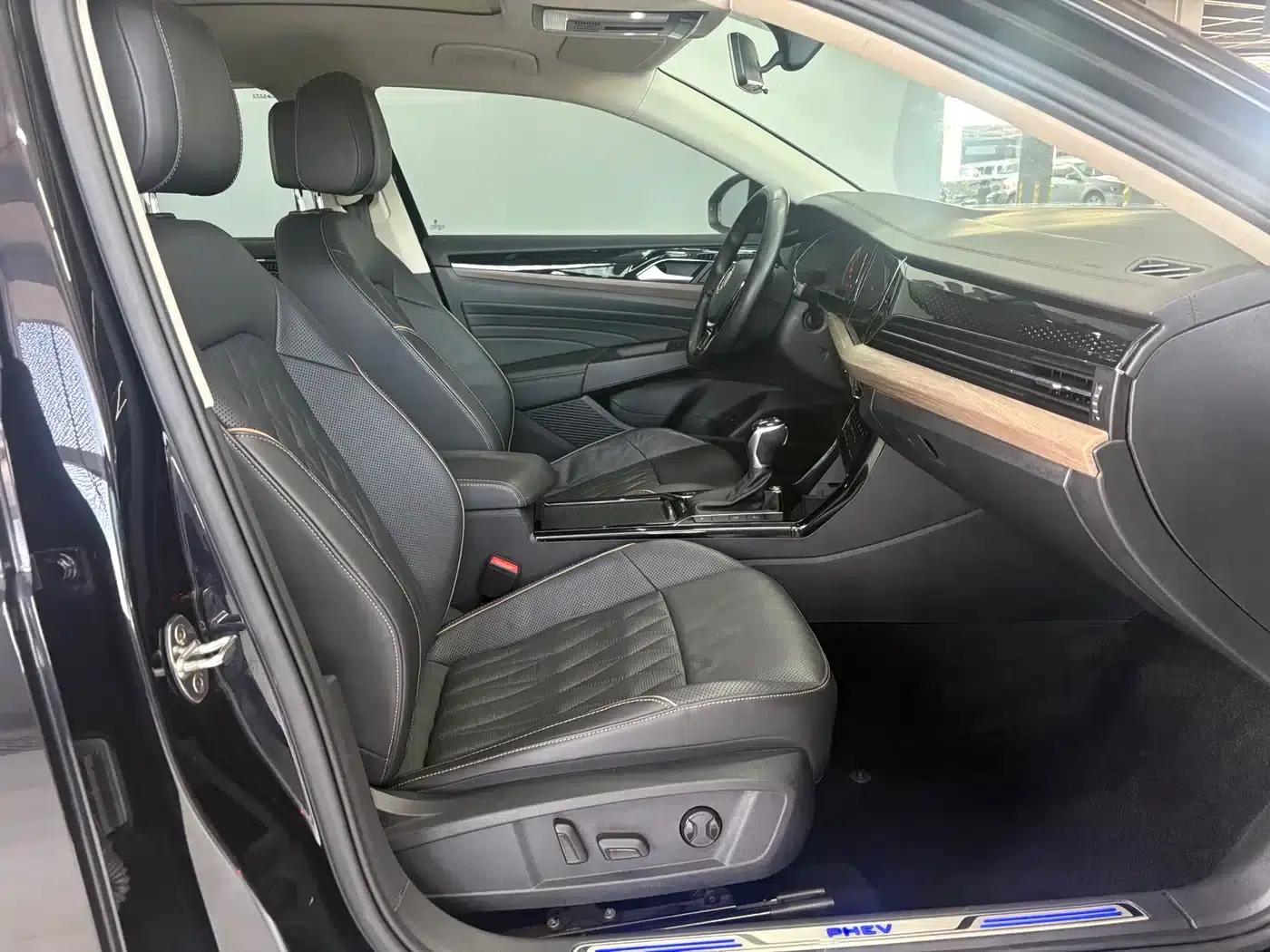 2020 Volkswagen Passat Plug-in Hybrid 430PHEV Hybrid Luxury Edition (China VI Emission Standard) — миниатюра 6