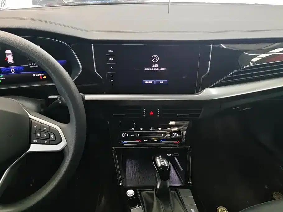 2025 Volkswagen Passat Plug-in Hybrid 430PHEV Hybrid Business Edition — миниатюра 13