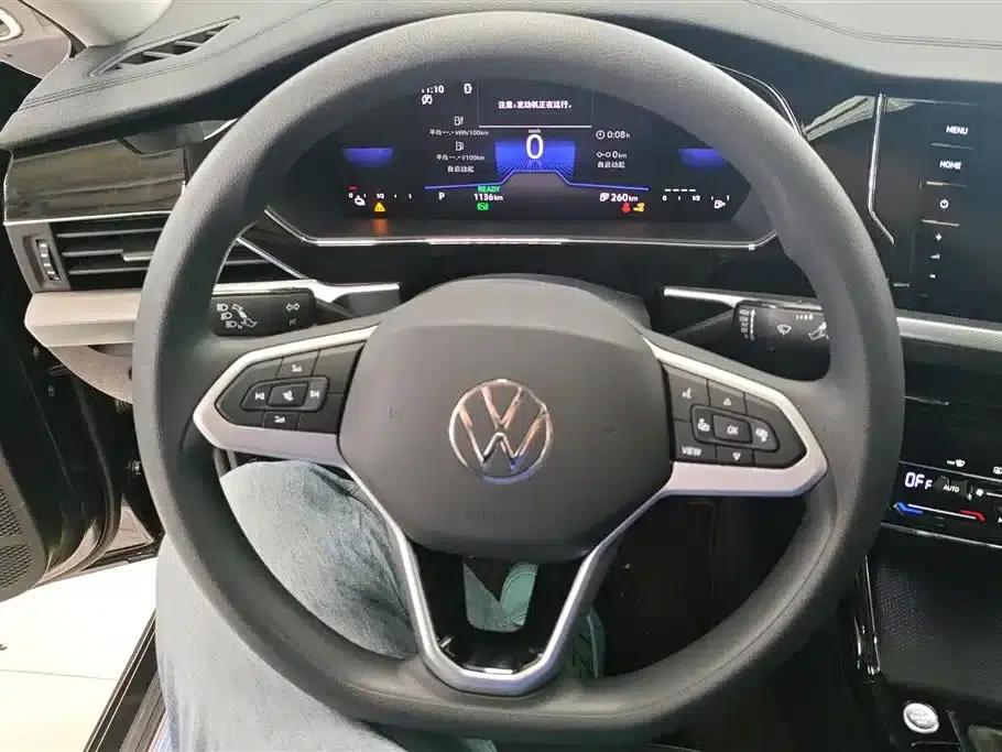 2025 Volkswagen Passat Plug-in Hybrid 430PHEV Hybrid Business Edition — миниатюра 15