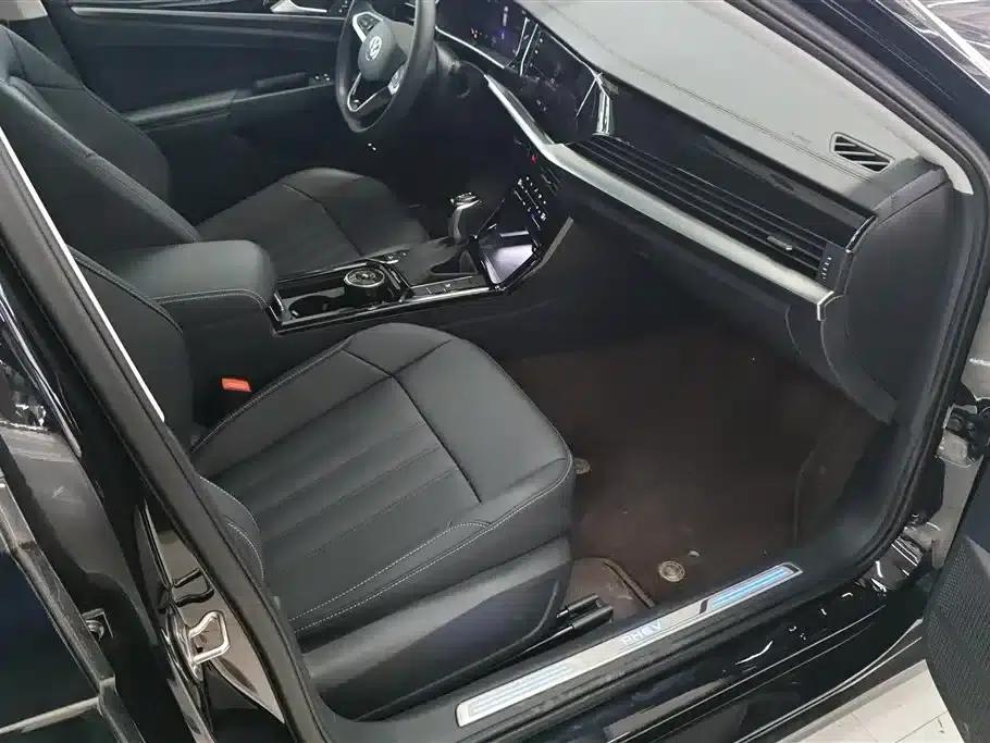 2025 Volkswagen Passat Plug-in Hybrid 430PHEV Hybrid Business Edition — миниатюра 8