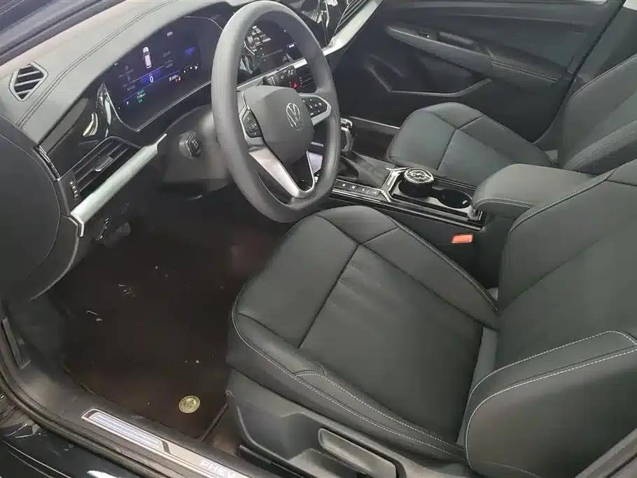 2025 Volkswagen Passat Plug-in Hybrid 430PHEV Hybrid Business Edition — миниатюра 9