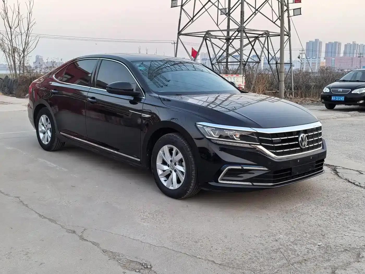 2020 Volkswagen Passat Plug-in Hybrid 430PHEV Hybrid Elite Edition (China VI Emission Standard) — миниатюра 3