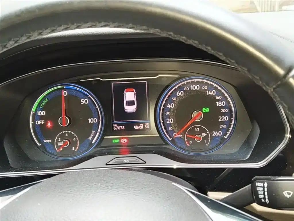2020 Volkswagen Passat Plug-in Hybrid 430PHEV Hybrid Luxury Edition (China VI Emission Standard) — миниатюра 12
