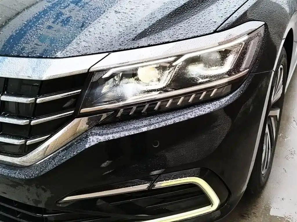 2020 Volkswagen Passat Plug-in Hybrid 430PHEV Hybrid Luxury Edition (China VI Emission Standard) — миниатюра 24