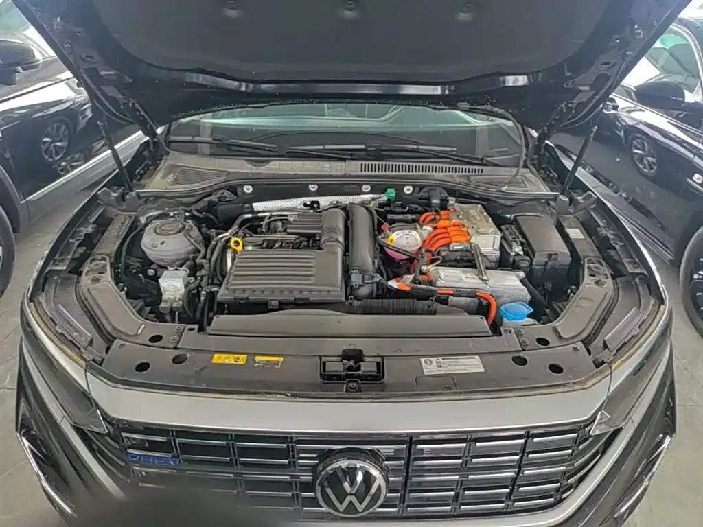 2025 Volkswagen Passat Plug-in Hybrid 430PHEV Hybrid Business Edition — миниатюра 20