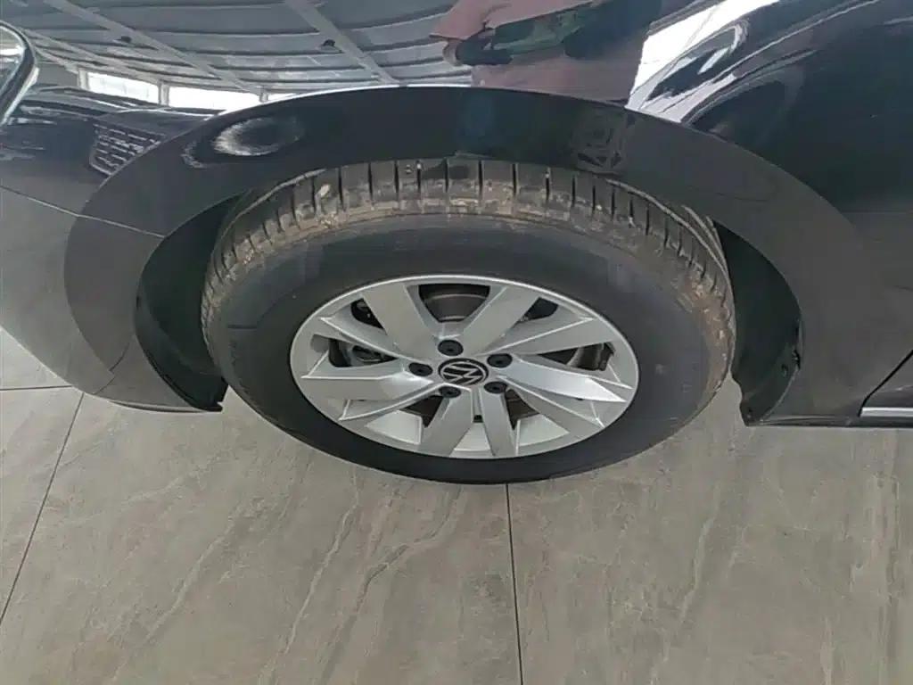 2025 Volkswagen Passat Plug-in Hybrid 430PHEV Hybrid Business Edition — миниатюра 23