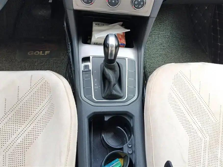 Golf Sportsvan 2018 1.6L Automatic Comfort Edition — миниатюра 16
