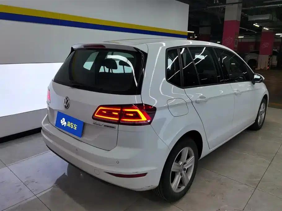 Golf Sportsvan 2018 1.6L Automatic Comfort Edition — миниатюра 3