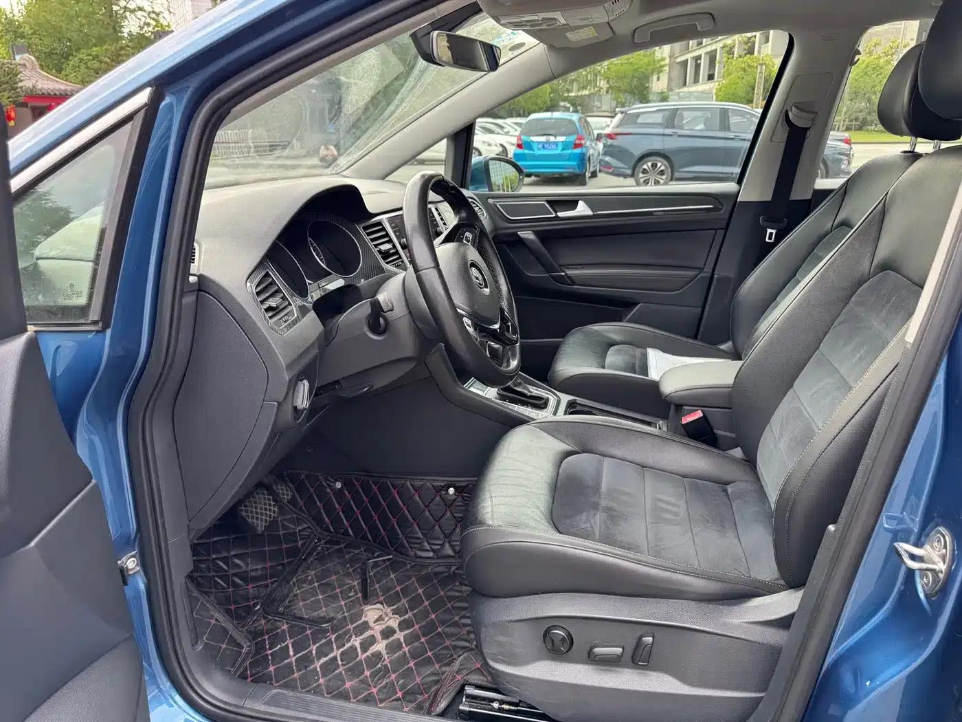 Golf Sportsvan 2018 280TSI Automatic Luxury — миниатюра 7