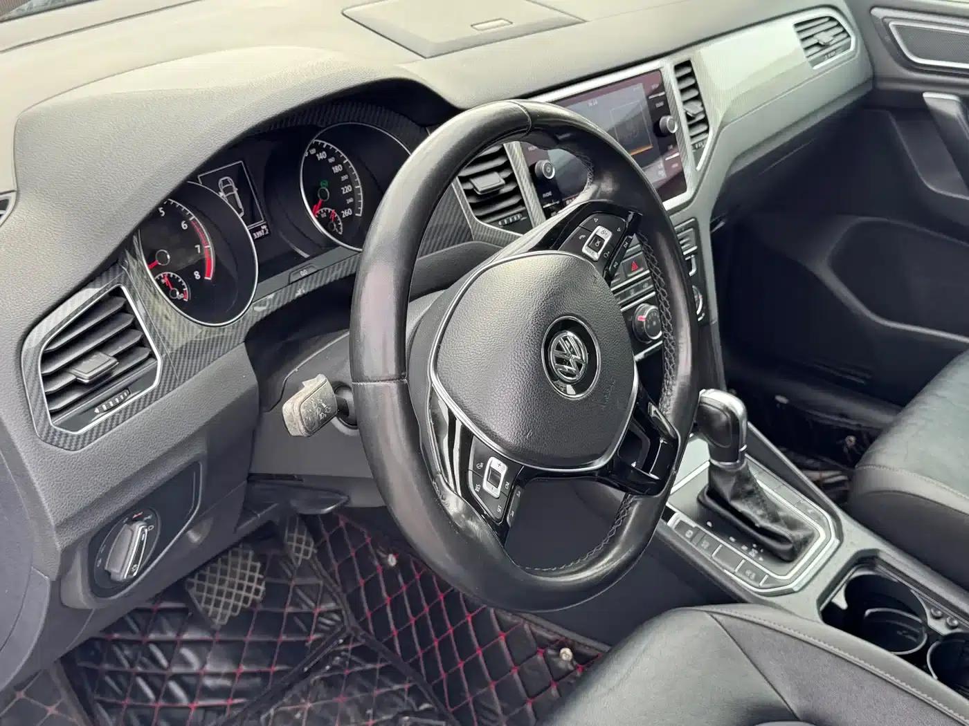 Golf Sportsvan 2018 280TSI Automatic Luxury — миниатюра 9