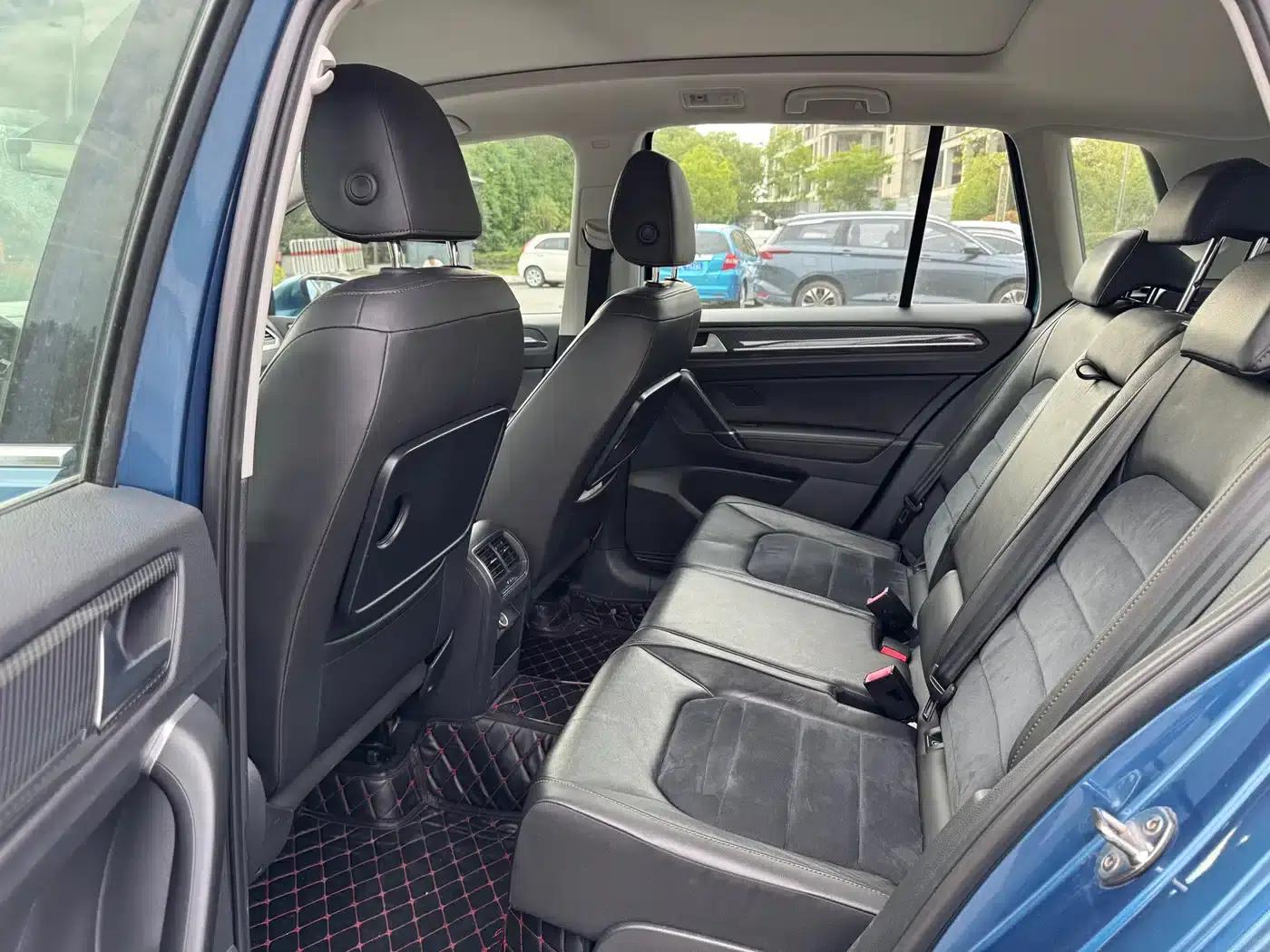 Golf Sportsvan 2018 280TSI Automatic Luxury — миниатюра 10