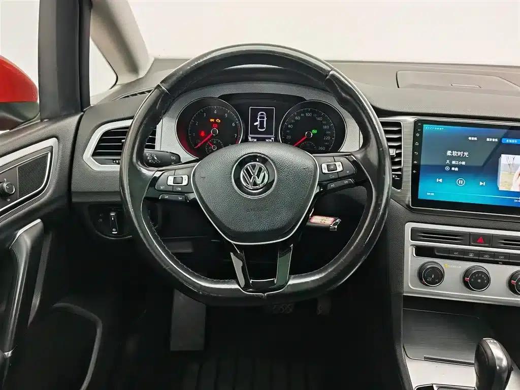 Golf Sportsvan 2016 230TSI Automatic Entry-Level Model — миниатюра 11
