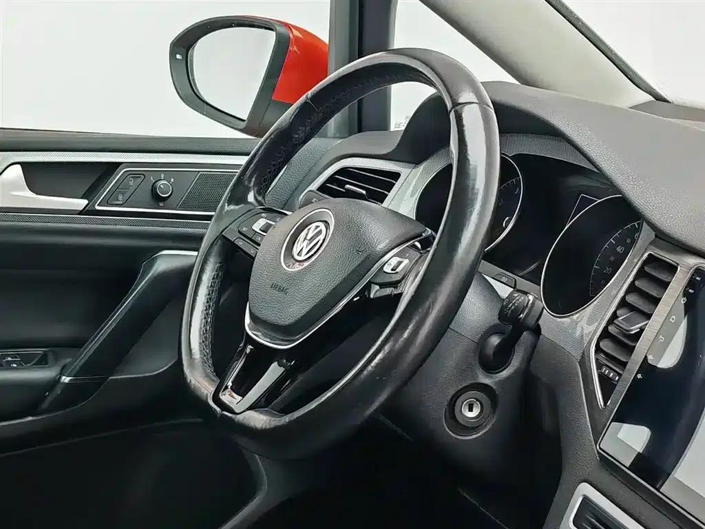 Golf Sportsvan 2016 230TSI Automatic Entry-Level Model — миниатюра 22