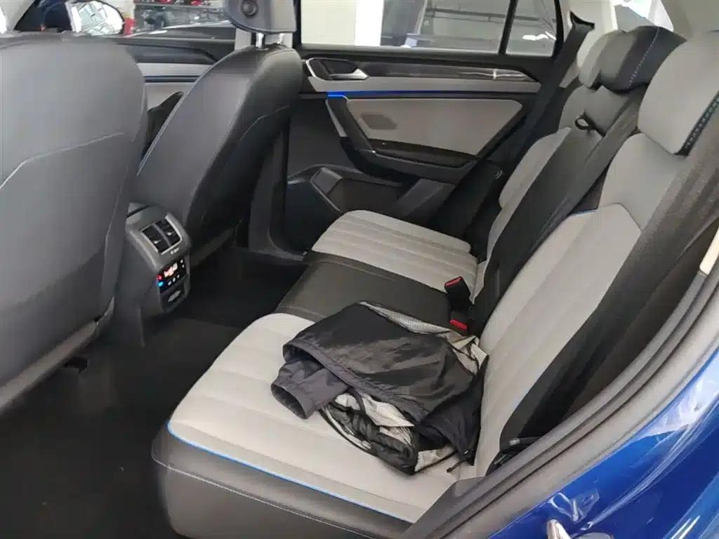 Tayron GTE Plug-in Hybrid 2023 280TSI Luxury Plus Advanced Edition — миниатюра 17
