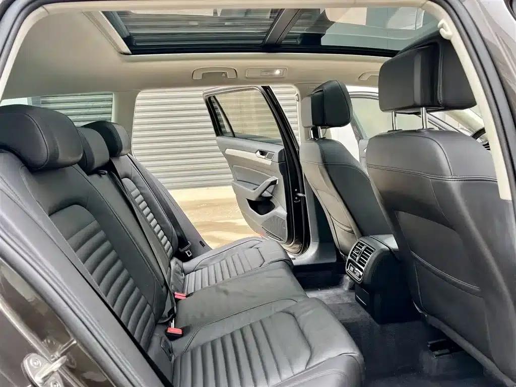 Passat Variant 2018 380TSI 2WD Comfortline — миниатюра 13
