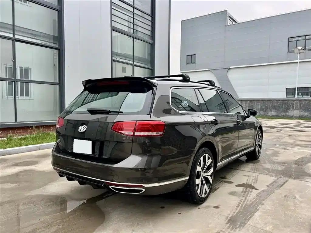 Passat Variant 2018 380TSI 2WD Comfortline — миниатюра 14
