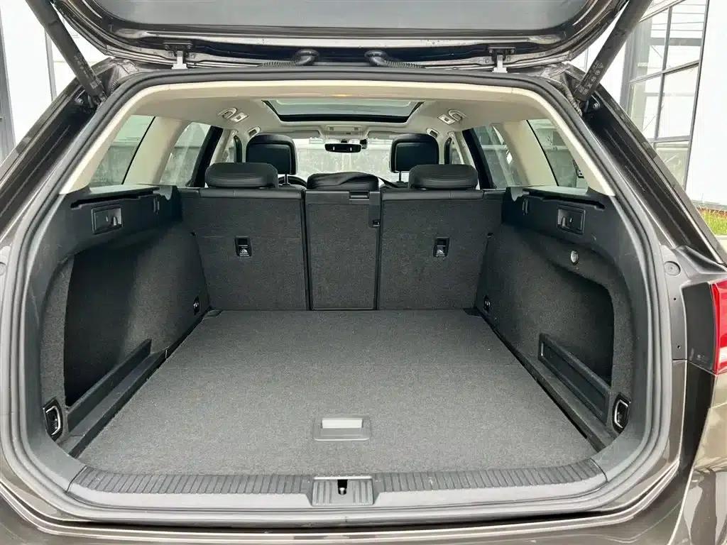 Passat Variant 2018 380TSI 2WD Comfortline — миниатюра 17