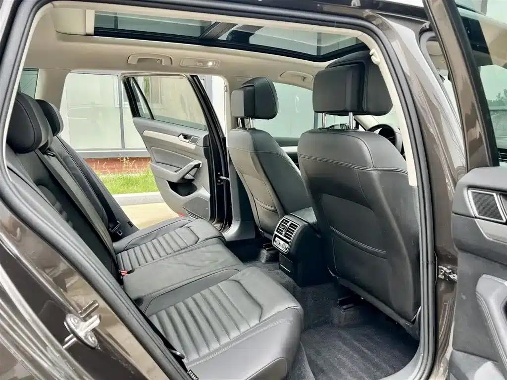 Passat Variant 2018 380TSI 2WD Comfortline — миниатюра 20