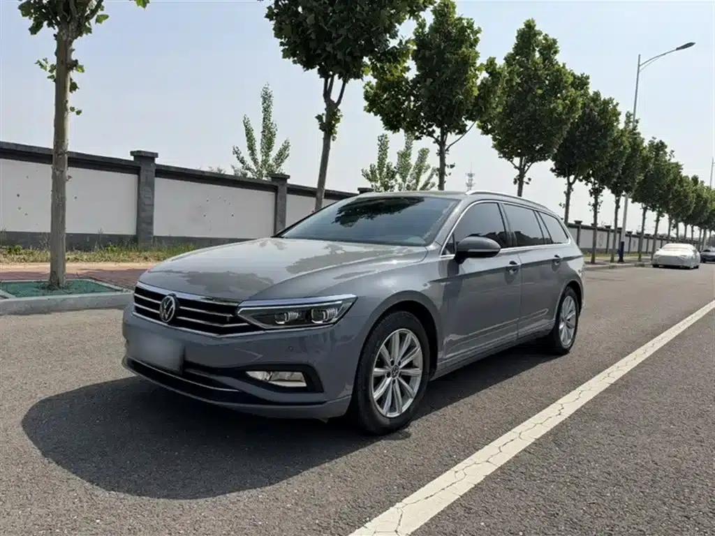 Passat Variant 2021 2.0T Comfortline — миниатюра 1