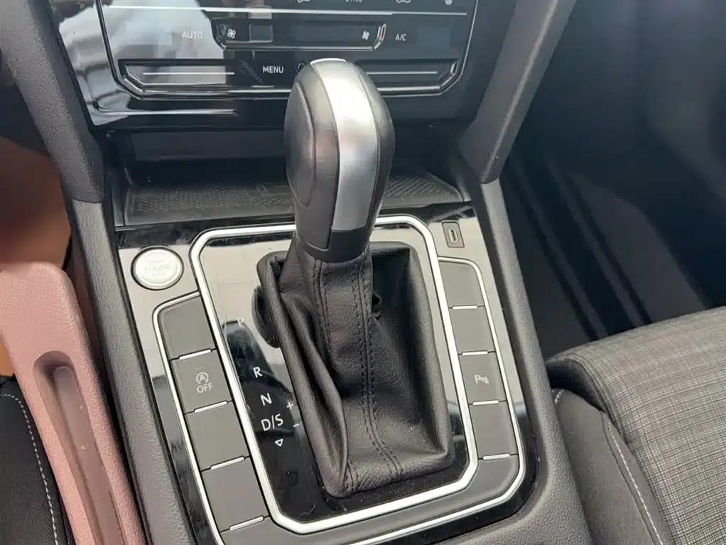 Passat Variant 2021 2.0T Comfortline — миниатюра 9
