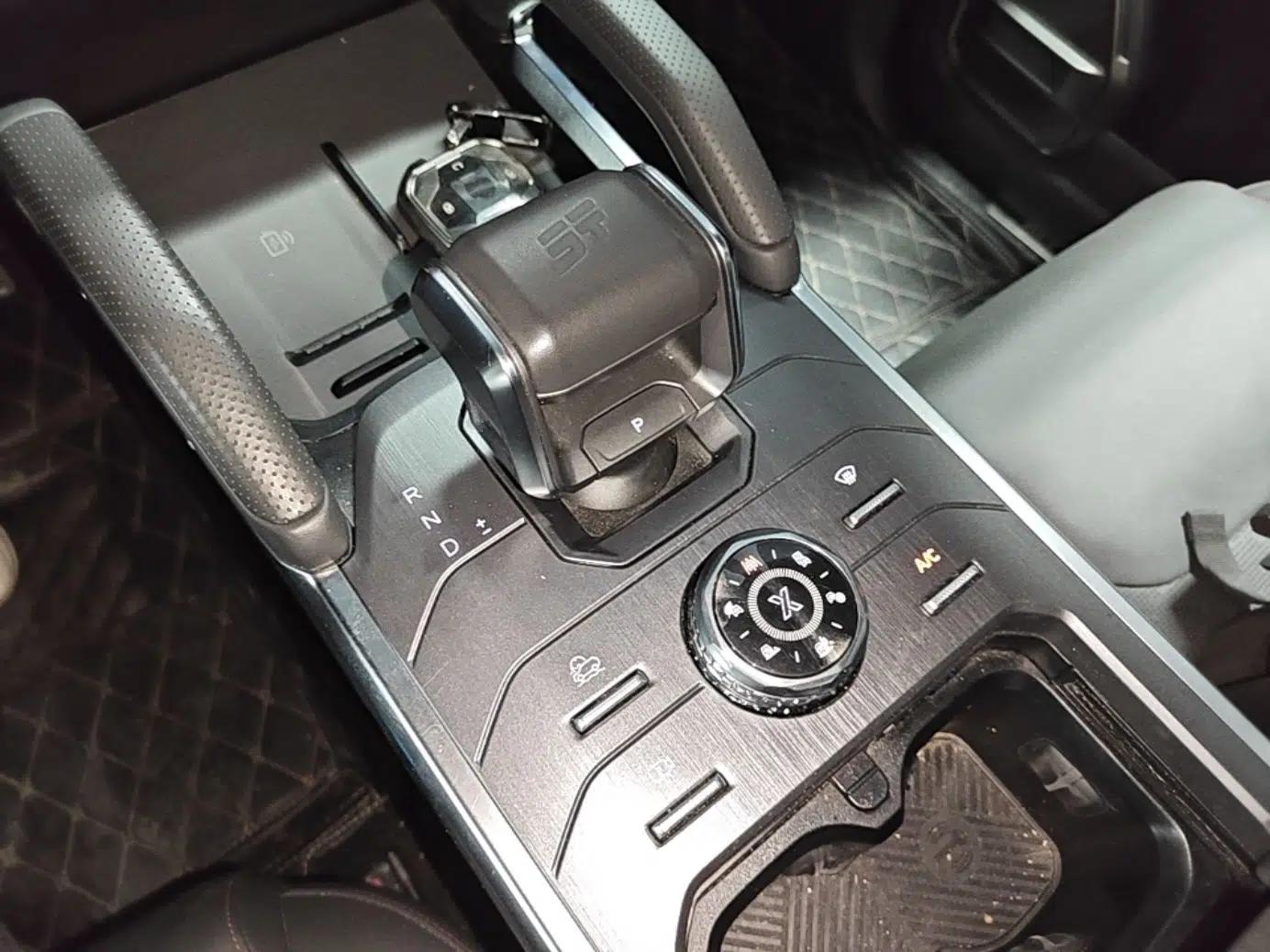 JETOUR Traveler 2023 2.0T All-Wheel Drive CrossPRO+ — миниатюра 17