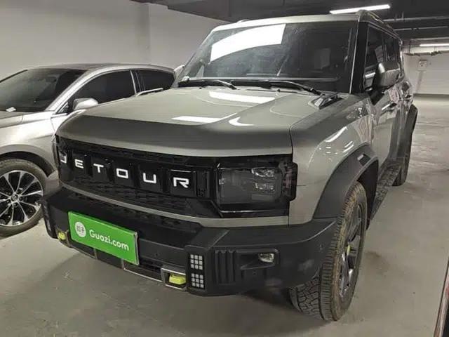 JETOUR Traveler 2023 2.0T All-Wheel Drive CrossPRO+