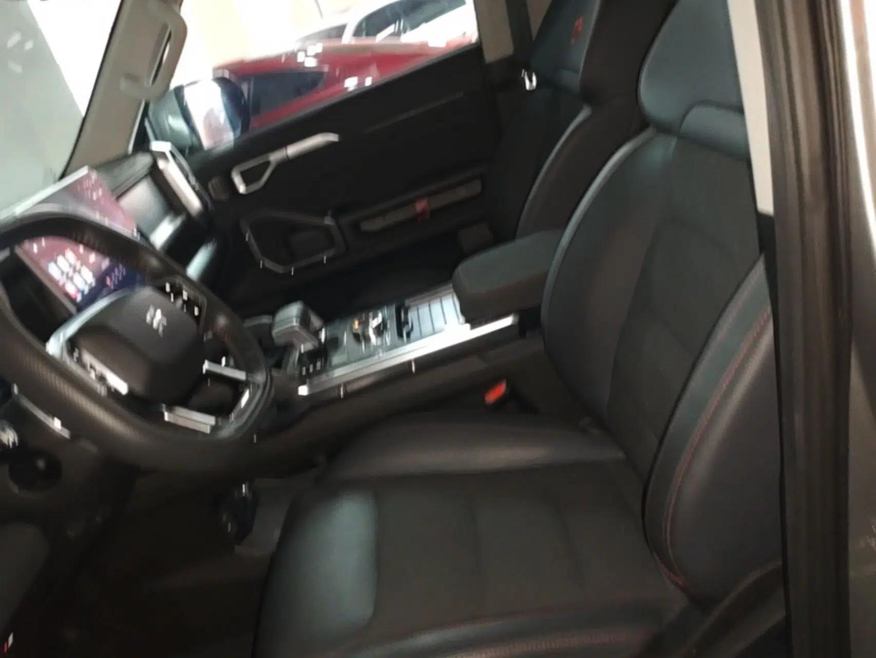JETOUR Traveler 2023 1.5T Two-Wheel Drive Discovery PRO — миниатюра 18