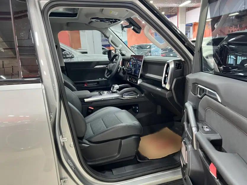 JETOUR Traveler 2023 1.5T Two-Wheel Drive Discovery PRO — миниатюра 23