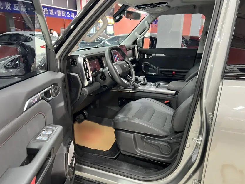 JETOUR Traveler 2023 1.5T Two-Wheel Drive Discovery PRO — миниатюра 29