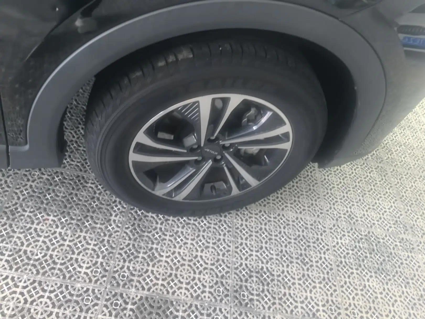JETOUR X70 PLUS 2021 1.5T DCT Mountain 5-Seater — миниатюра 10