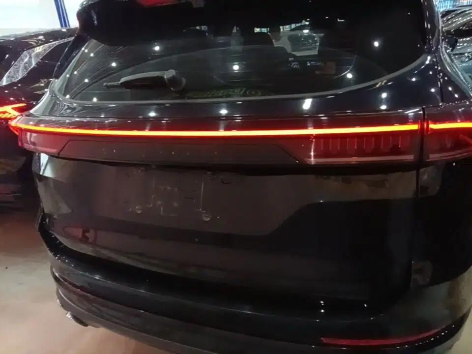 JETOUR X70 PLUS 2021 1.6T DCT Base 5-Seater — миниатюра 5
